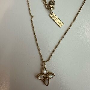 Kendra Scott Necklace
